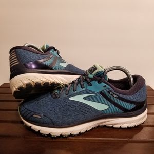 Brooks Adrenaline GTS 18 Blue 9.5 wide